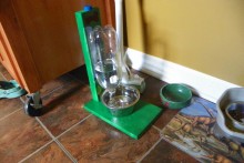 Plastic-Bottle-Water-Dispenser