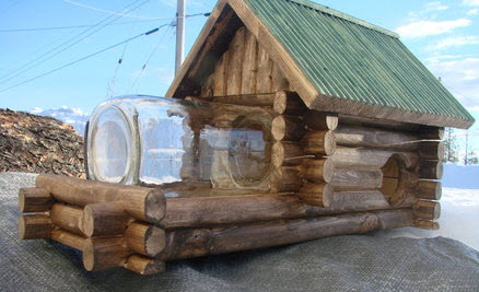 Home » Wild » DIY Log Cabin Squirrel Feeder