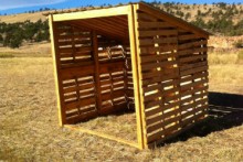 Wood-Pallet-Pasture-Shelter