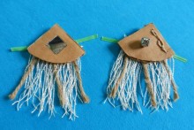 DIY-Cardboard-Preening-Toy