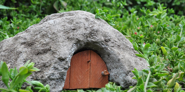 Diy Hobbit Toad House Petdiys Com, How To Make Toad Houses For The Garden
