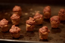 Peanut-Butter-Hamster-Cupcakes